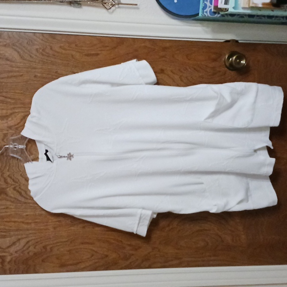 Dotti L swimsuit coverup, white terry with starfish pattern, good condition